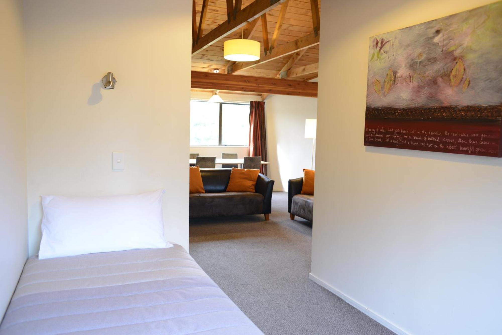 The Hobbit Motorlodge Ohakune Exterior photo