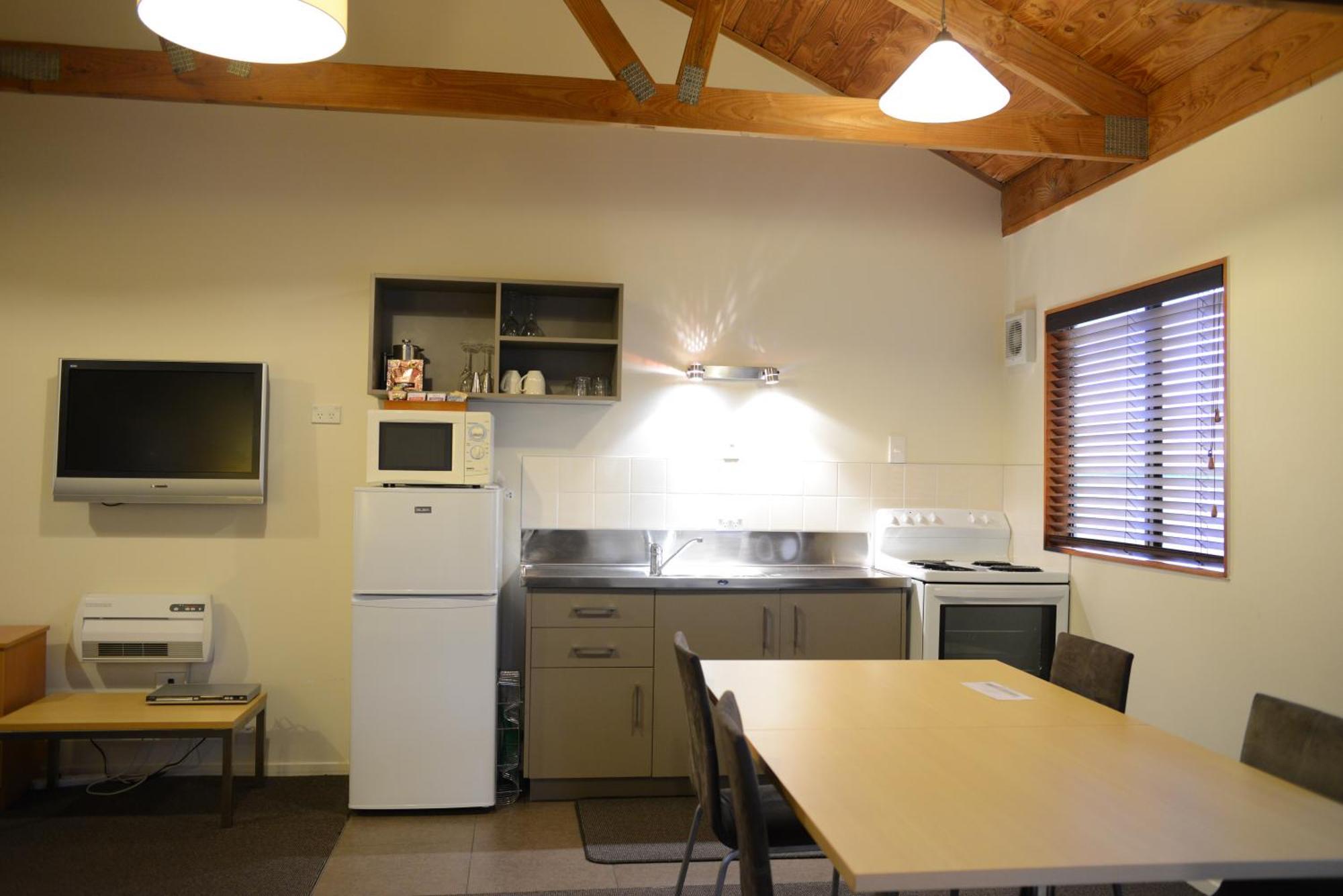The Hobbit Motorlodge Ohakune Exterior photo