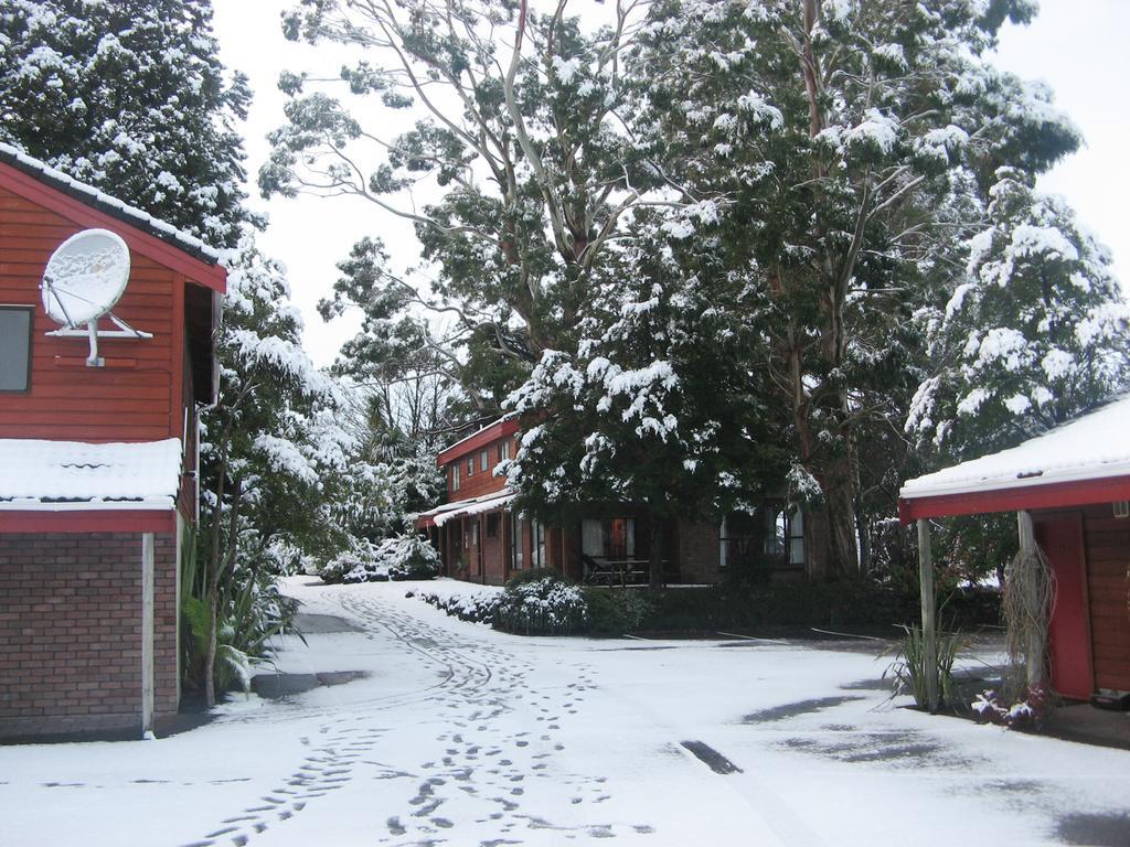 The Hobbit Motorlodge Ohakune Exterior photo