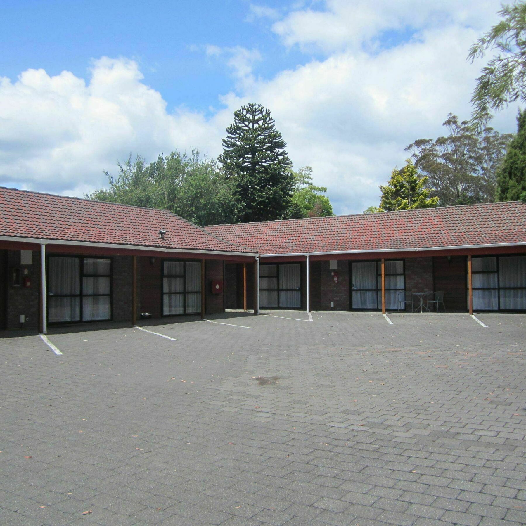 The Hobbit Motorlodge Ohakune Exterior photo