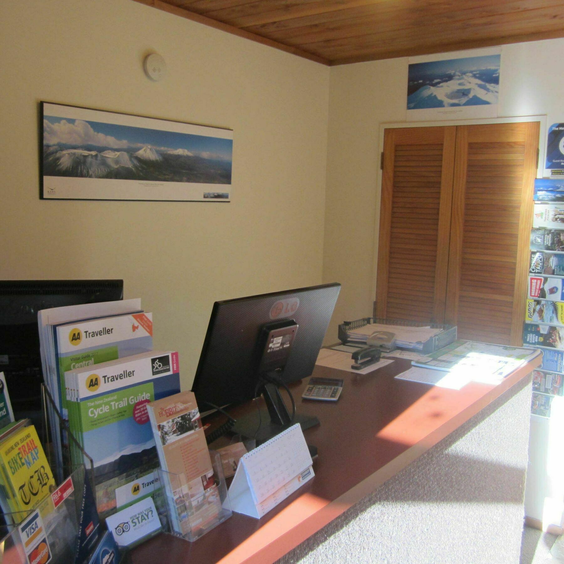 The Hobbit Motorlodge Ohakune Exterior photo